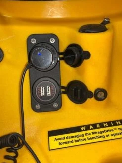 FPV-Power Dash Mounted 2.1Amp USB Dual Port -YakGear Shop fpv power dash mounted 21amp usb dual port 2