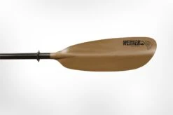 Werner Paddles Skagit Fiberglass Hooked 2-Piece Leverloc Standard Shaft 260-280 Brown